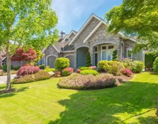 Why Summer Is a Smart Season to Buy Rental Properties