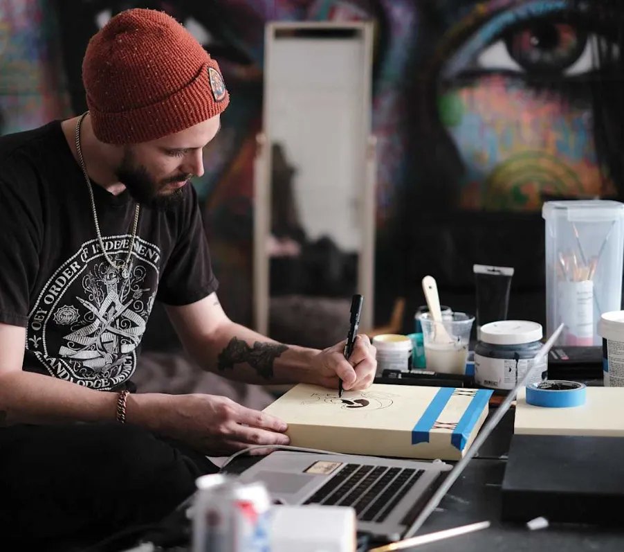 How to Become a Digital Creator: A Guide to Launching Your Career